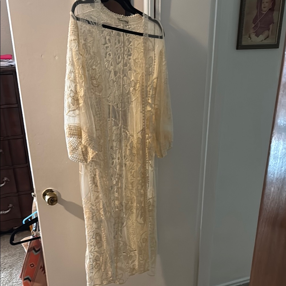 Elegant Lace kimono one size